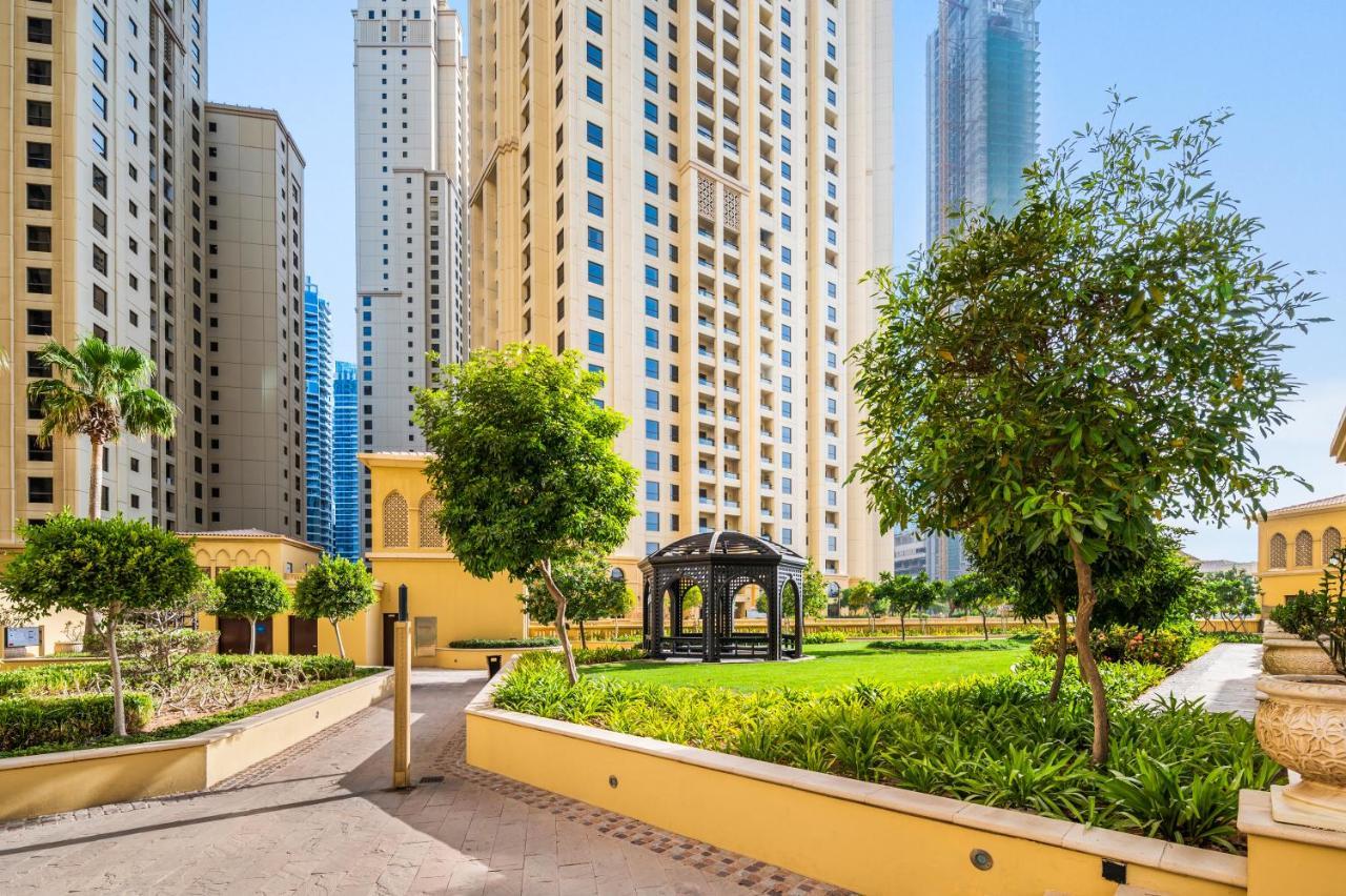 Lovely 2-bed In Jbr - 5 Mins From - Palm View! شقة *